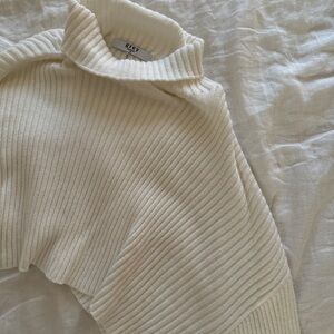 Grey Bandit Turtleneck Ribbed Crop Sweater